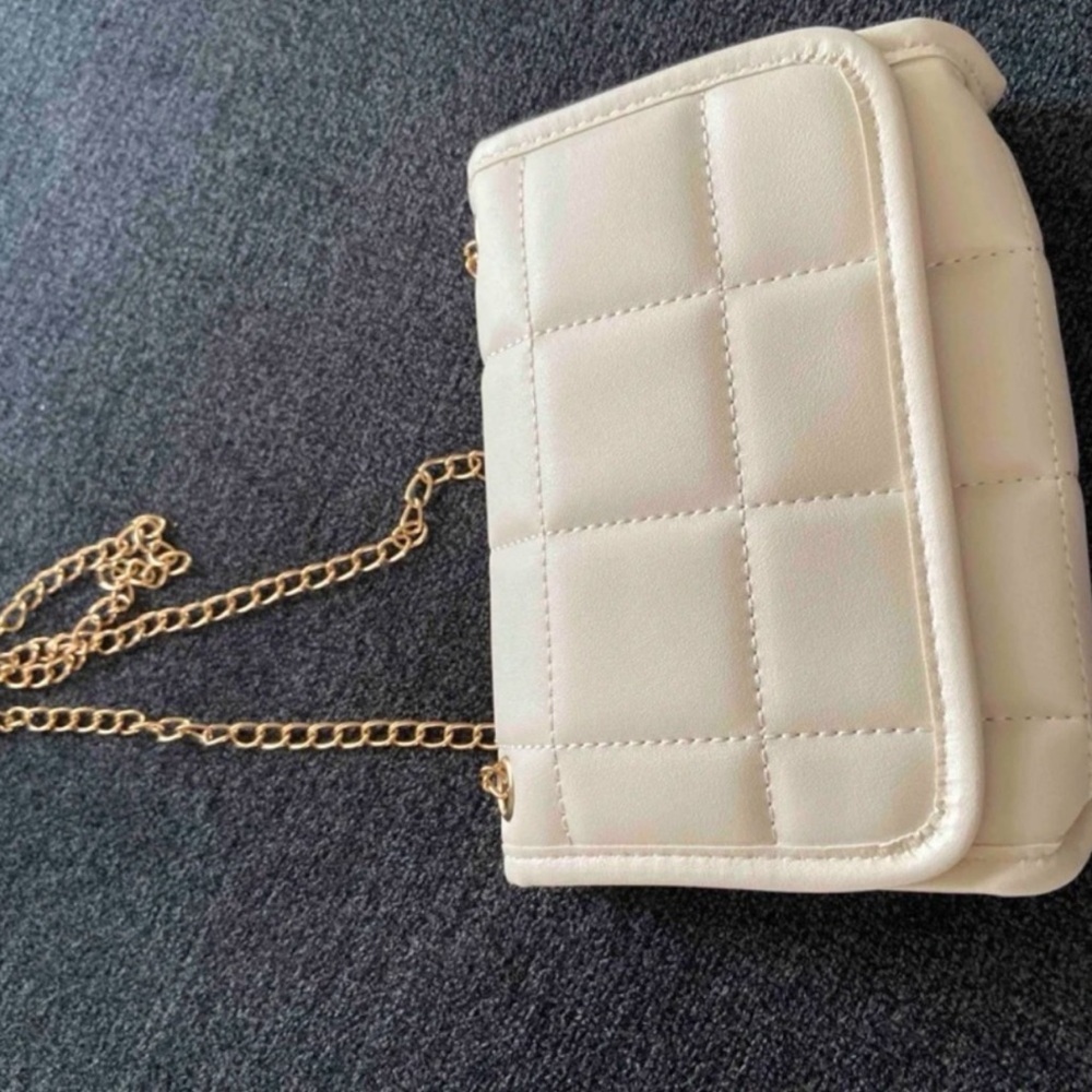 New Boho Plaid Quilted Cream Beige Faux Leather Flap Chain Square Crossbody Bag - Picture 12 of 16